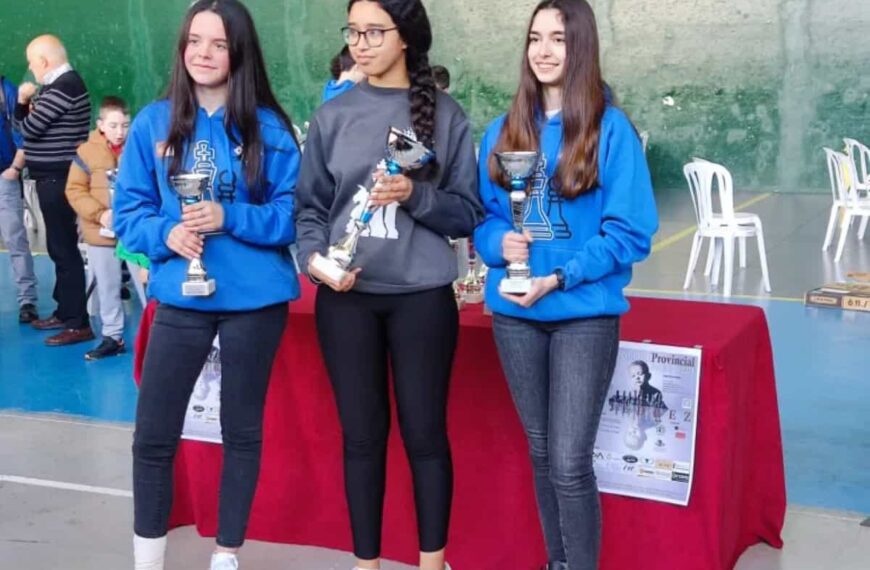 Lgalia Mahajub Sidi Abas y Jesús Lozano Toledo ajedrecistas de Miguelturra con exitosa participación en el Campeonato de Valdepeñas