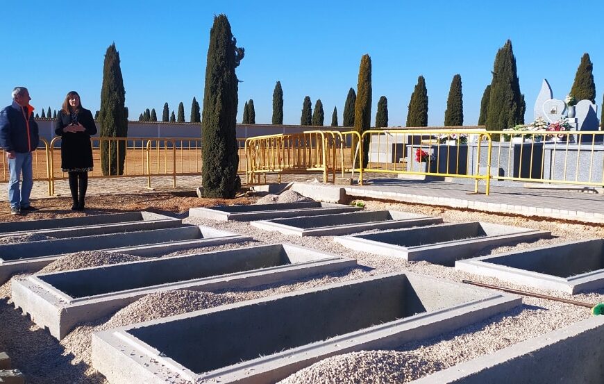 Habilitadas 18 nuevas tumbas en el cementerio municipal de Manzanares