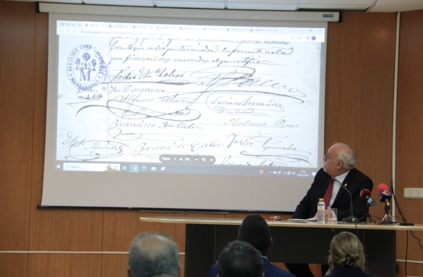 Más de 200.000 documentos  y 413 planos  del archivo histórico de Manzanares han sido digitalizados