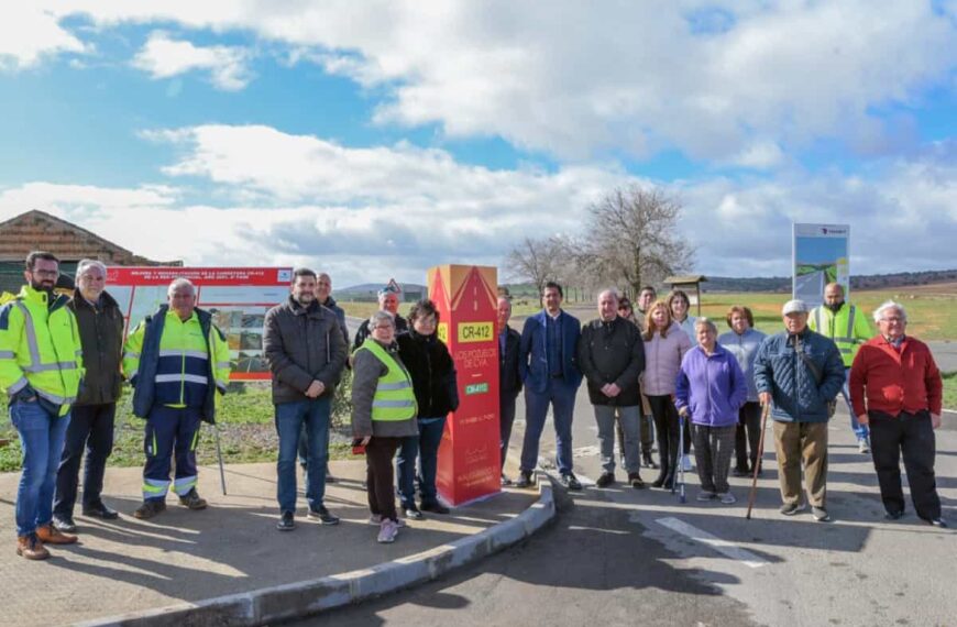 Inaugurada la CR-412, que une Los Pozuelos con la CM-4112 entre Corral de Calatrava y Cabezarados cuya rehabilitación se invirtieron 462.498 €