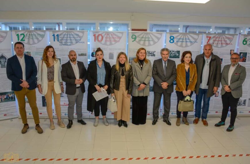 Jornada de formación “Educación Intercultural: Historia y Cultura del pueblo gitano” en el IES Francisco García Pavón de Tomelloso