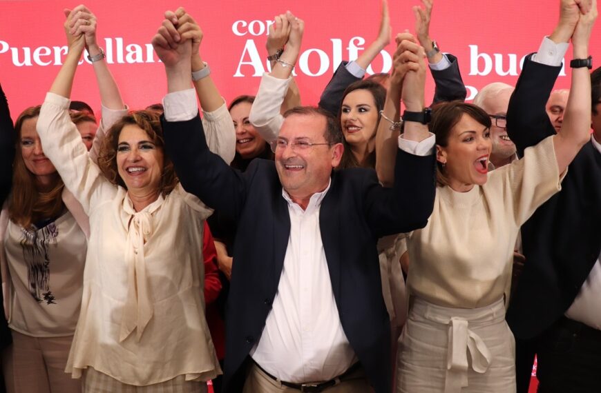 Adolfo Muñiz llama a la ciudadanía a apoyar al PSOE para llevar ‘a buen Puerto’ el empleo y los proyectos de ciudad