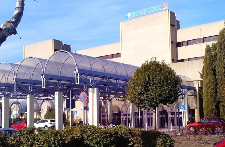 Descarga eléctrica en Ciudad Real a hombre que subió a catenaria de vía del AVE