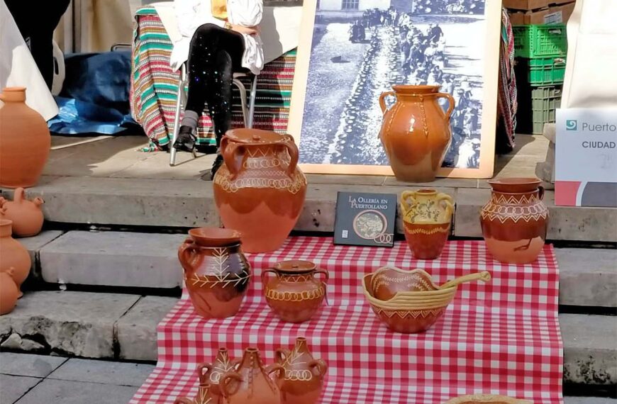 El ‘Alfar Arias’ de Puertollano participa en la XII ‘Feria de Alfarería Tradicional Villa de Avilés’ en el marco de las Fiestas del Bollo 2023