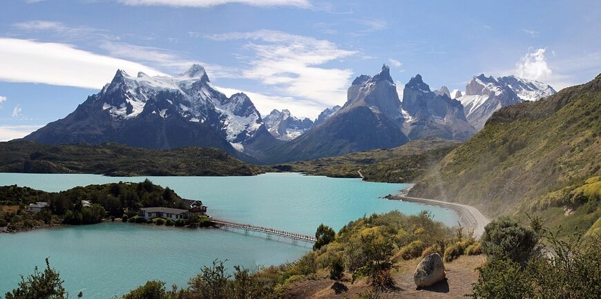 Fomento del envejecimiento activo y saludable: una prioridad para el Gobierno regional en la sociedad actual.