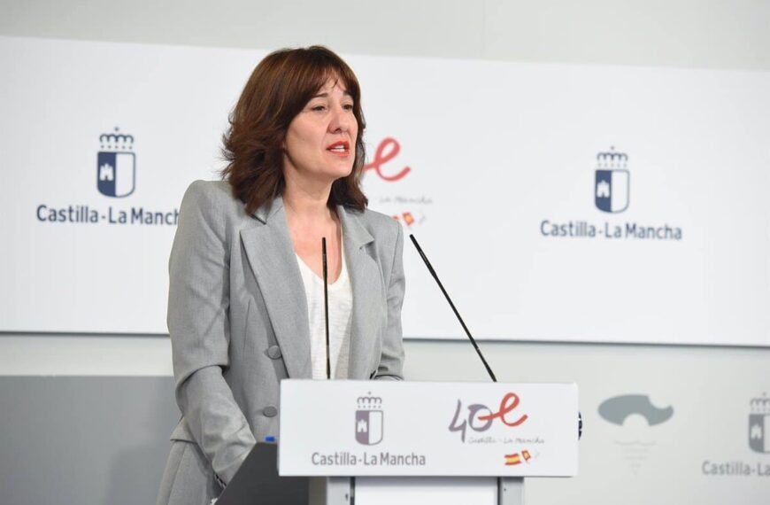 La Junta adquiere vacunas antineumocócicas, establece banco de leche materna en Toledo y otorga asistencia a celíacos.