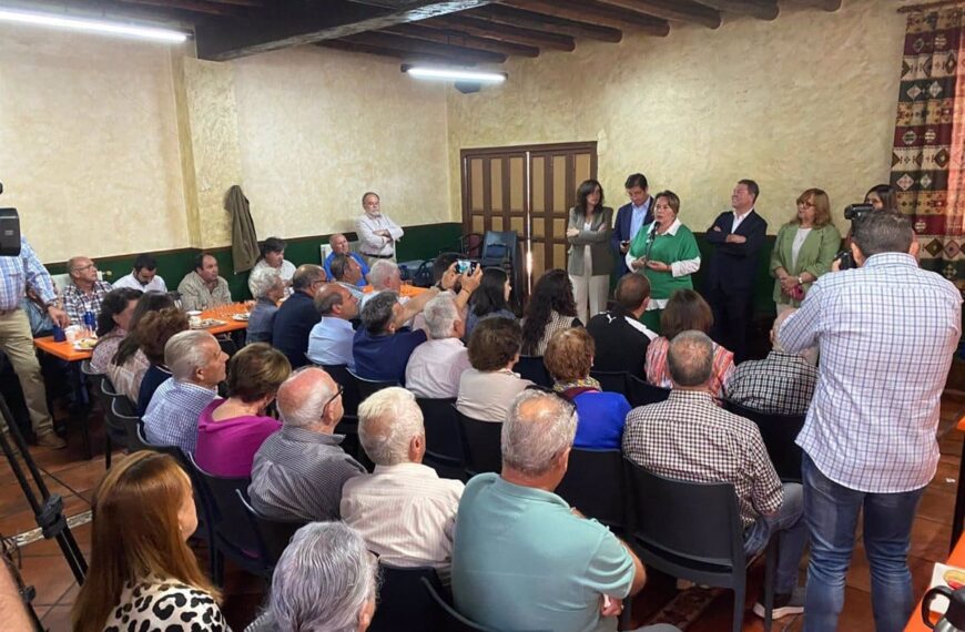 La creación de la Escuela regional de Caza en Viso de Marqués será impulsada por Page si es reelegido presidente de C-LM