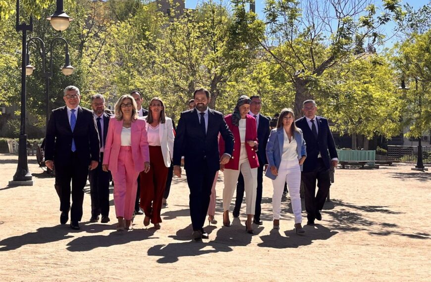 Núñez lidera la lista del PP en C-LM con Redondo, Roldán, Merino y Andicoberry como compañeros de candidatura.