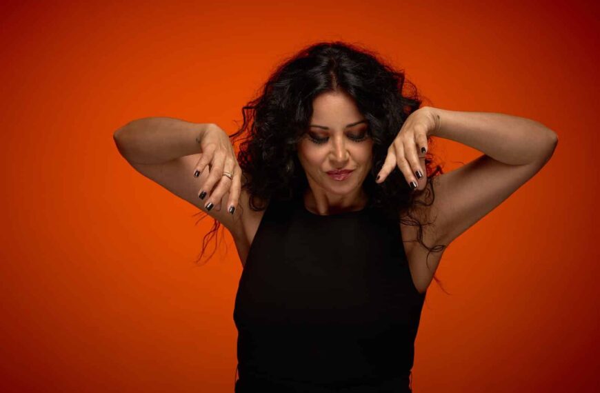 Yolanda Portillo pisa fuerte con ‘Lienzos de colores’