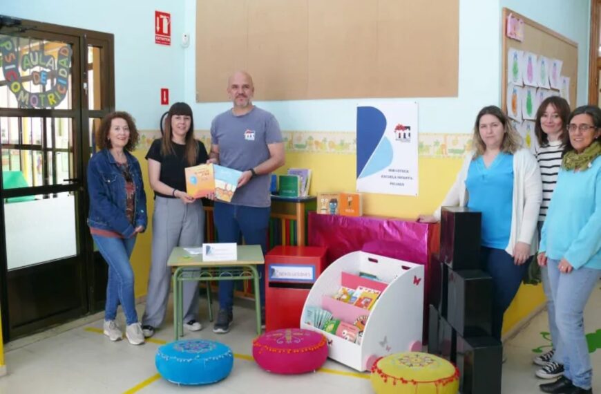 El proyecto coeducativo “La igualdad en mi escuela” entregó 2 libros a escuelas infantiles y a la biblioteca municipal de Miguelturra