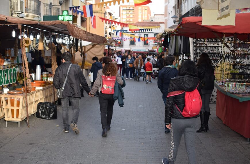 XII Mercado de la Guerra de la Independencia con recreaciones napoleónicas y puestos de artesanos este fin de semana en Puertollano