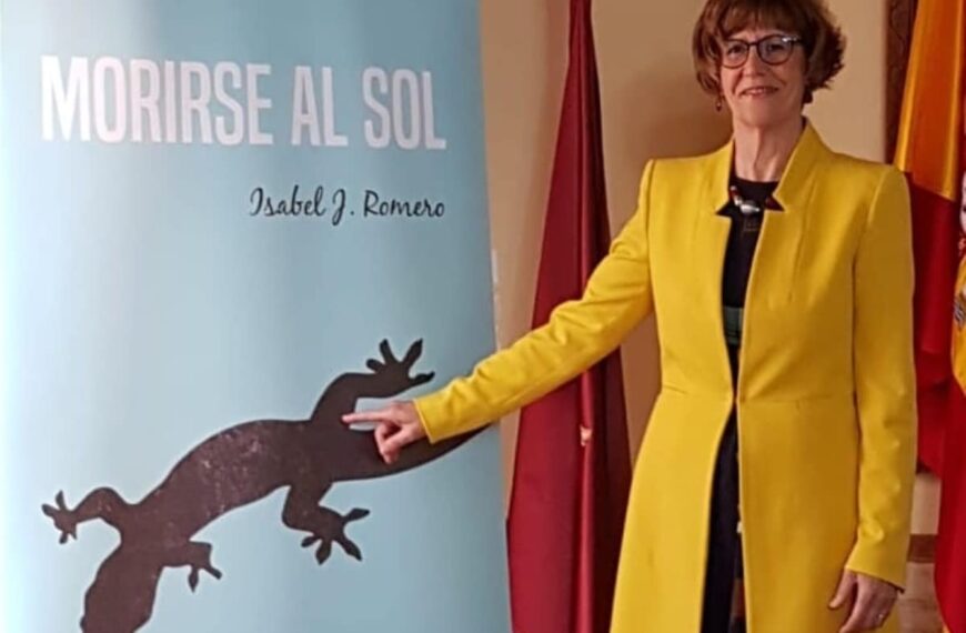 Un recital de poesía con la escritora Isabel J. Romero por el Día del Libro el 21 de abril en el colegio Juan Ramón Jiménez de Puertollano