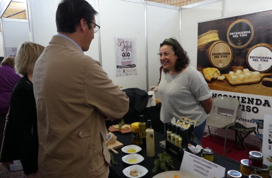 Las mejores recetas con la perdiz roja disfrutaron centenares de personas de Santa Cruz de Mudela y otros puntos de la provincia