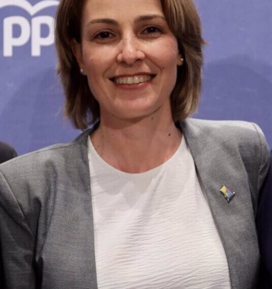 Luisa Márquez del partido Popular será la nueva alcaldesa de La Solana (Ciudad Real), tras la pérdida del PSOE en las elecciones.