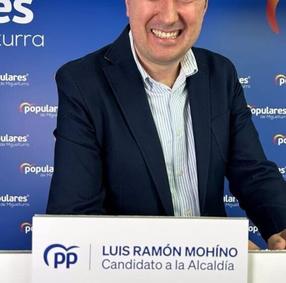 Mohíno (PP) promete atraer industria para romper con 44 años de gobierno del PSOE en Miguelturra.