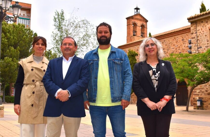 Nombramiento de Carmen Cañizares, catedrática de la UCLM, como embajadora del Santo Voto en Puertollano.