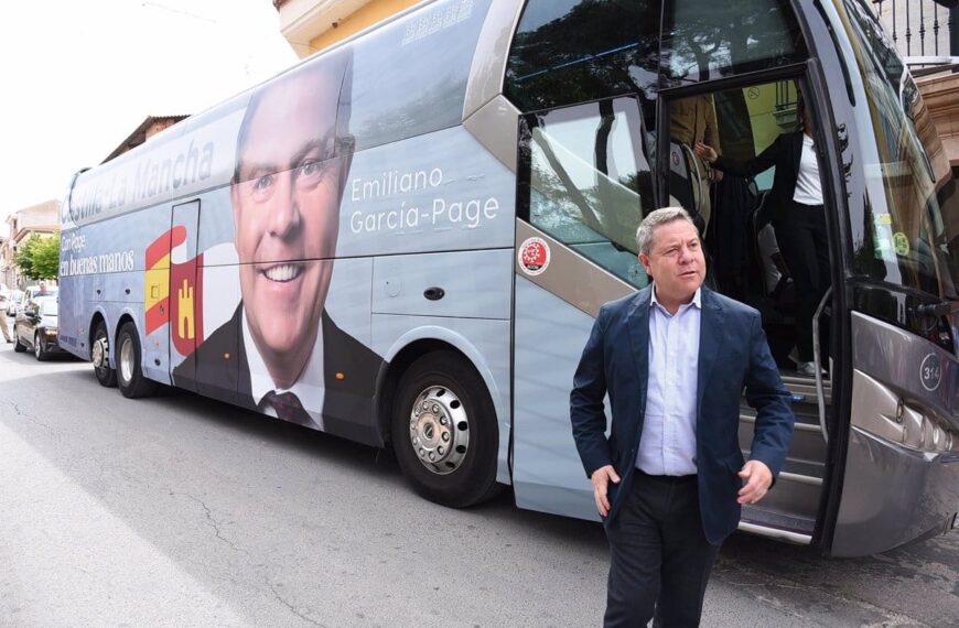 Page llama a votar de manera responsable, combinando el corazón y la cabeza, para evitar el “riesgo” de votar con las emociones.