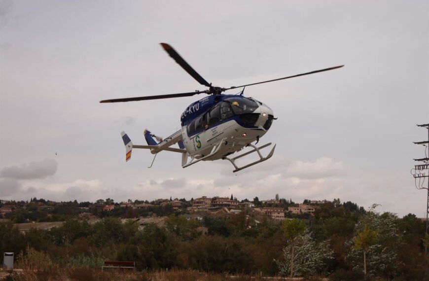 Un hombre resulta herido al ser aplastado por la rueda de un tractor y es trasladado al hospital en Moral de Calatrava.