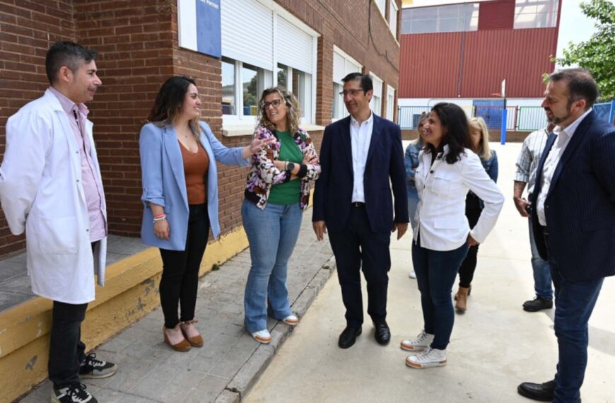 Caballero: el colegio público San Fermín de Puebla Don Rodrigo  “es un buen ejemplo de lo que es la educación en el medio rural”