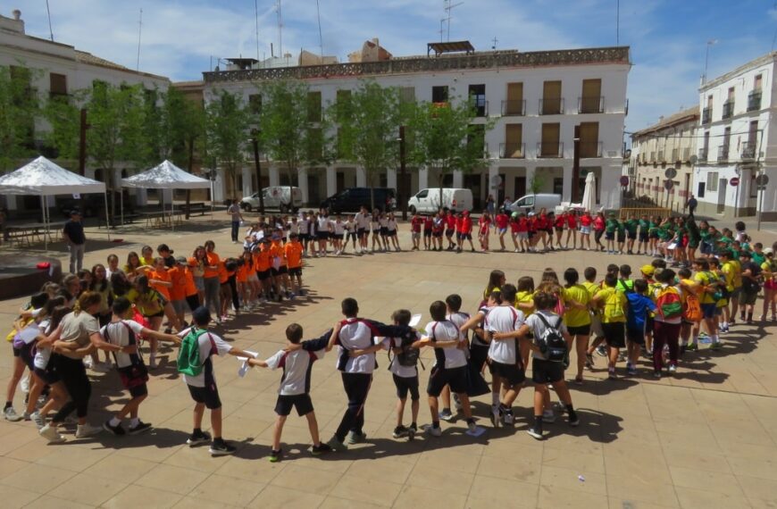 El Día de Europa ha celebrado el  alumnado de 6º de primaria de los colegios de Manzanares