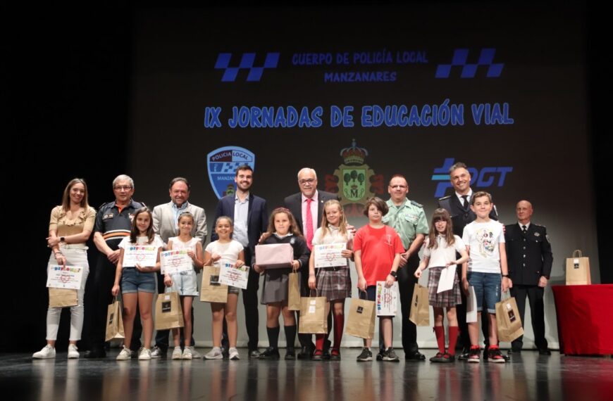 Entregados los premios a los ganadores del concurso de dibujos y eslogan de las VII Jornadas de Educación Vial en Manzanares