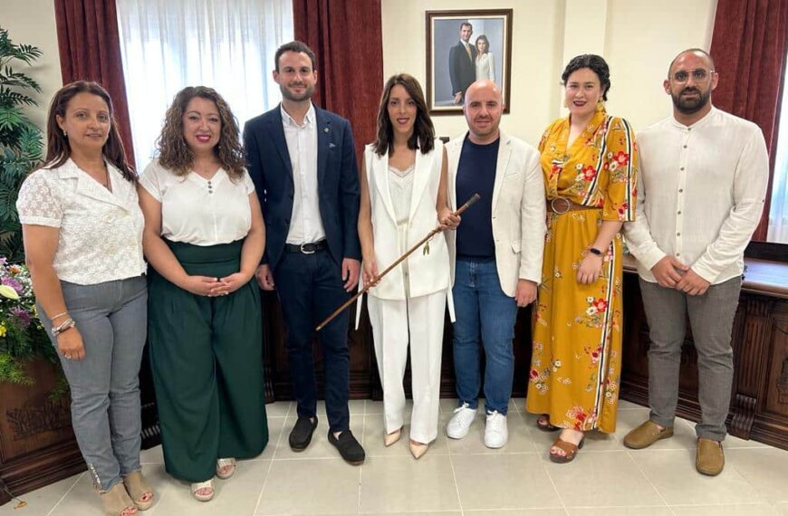 Irene Ruiz toma posesión como alcaldesa de Villarta de San Juan