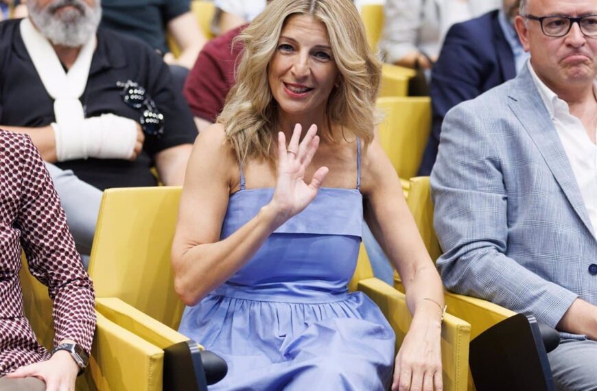 Yolanda Díaz propone una reducción de jornada que Cecam considera perjudicial para la productividad