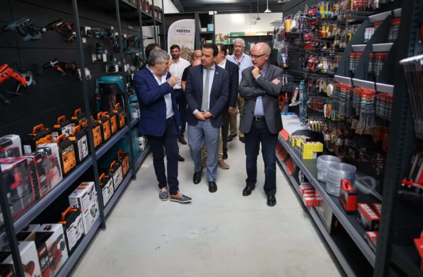 Castilla-La Mancha seguirá reforzando el compromiso cooperativo para defender el trabajo de agricultores y ganaderos en los mercados