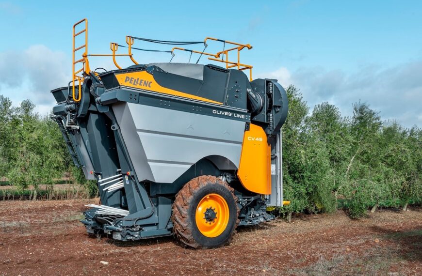 La cosechadora de aceituna arrastrada Pellenc CV45 obtiene el l Premio a la Mejor Novedad Tecnológica de Fercam 2023 en Manzanares