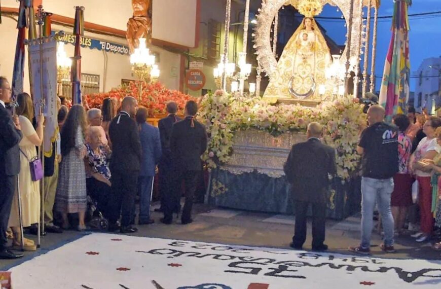 Los patrones de Miguelturra: la Virgen de la Estrella y el Cristo de la Misericordia recorrieron la ciudad acompañados por numerosos fieles
