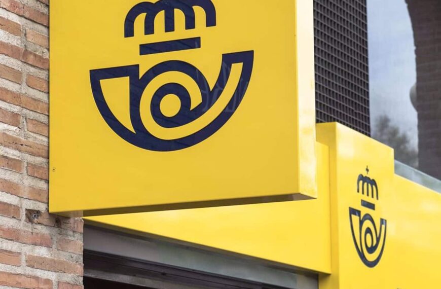 Correos extiende el horario en 14 oficinas de C-LM para facilitar el voto por correo