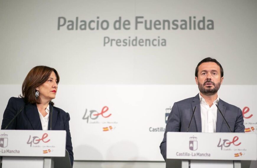Delegados de la Junta de Castilla-La Mancha: Blanca Fernández, José Luis Escudero, María Ángeles López, Álvaro Gutiérrez y Pedro Ruiz.
