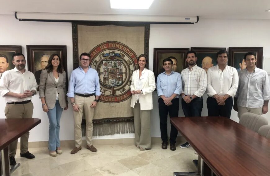 Fúnez: “Con Feijóo no habrá un gobierno frente a empresarios y autónomos sino que se fortalecerá la creación de empleo y la generación de oportunidades”