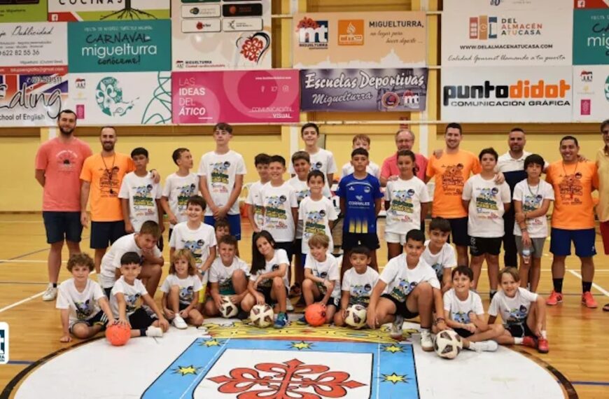 Concluyó el campus de verano de fútbol sala para niños de 6 a 14 años en el Pabellón Municipal Ernesto Arévalo de Miguelturra