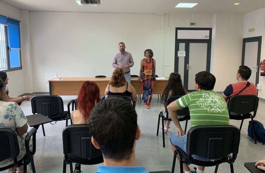 14 jóvenes menores de 30 años finalizaron el curso de Conserje+Recepcionista en el CLIPE-Centro de Empresas de Tomelloso