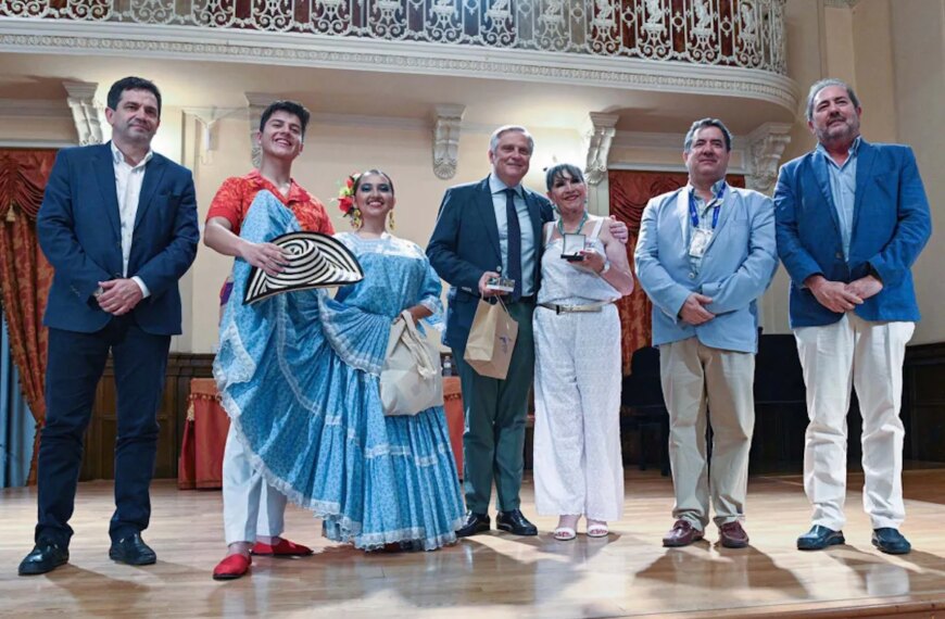 Inició el Festival Internacional de Folclore de Ciudad Real en La Granja y el que se une en tiempo y forma al Festival de la Seguidilla