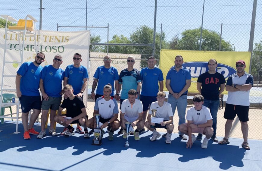 Ayer se disputó la final del VI Trofeo de Tenis Vulco en la Ciudad Deportiva de Tomelloso