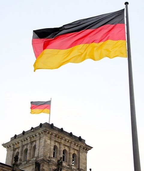 El Gobierno regional y la alcaldesa de Cabezarrubias del Puerto colaboran en las ayudas para el empleo y empresas