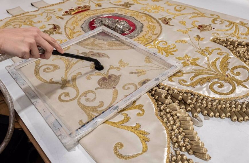 Inauguración del Seminario de ‘Conservación y Restauración del Patrimonio Textil de Cofradías y Hermandades’ en Alcázar de San Juan