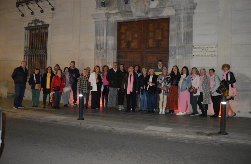 Castilla-La Mancha se tiñe de rosa en apoyo a la labor de AMUMA y en conmemoración del Día Internacional del Cáncer de Mama