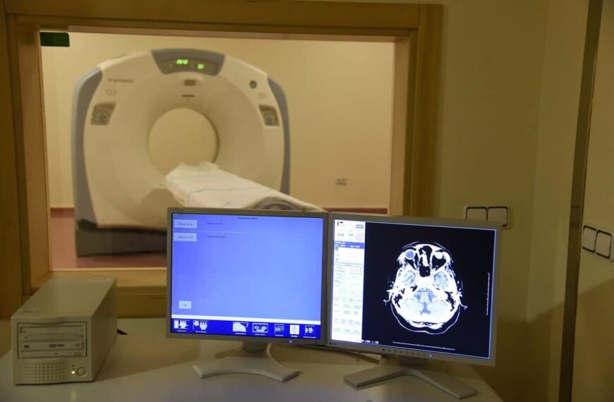 Castilla-La Mancha se Compromete a la Universalización del Servicio de Medicina Nuclear en un Plazo de Dos Años