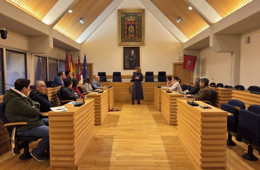 Impulsando el Comercio Local: Ayuntamiento de Ciudad Real y Empresarios Colaboran para Dinamizar las Ventas en el Centro