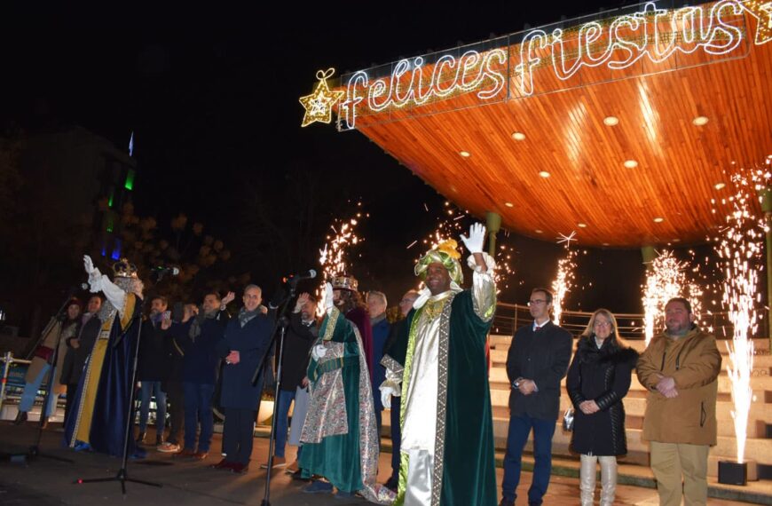 Gran Recepción en Puertollano por la Llegada de los Reyes Magos en la Espectacular Cabalgata Anual