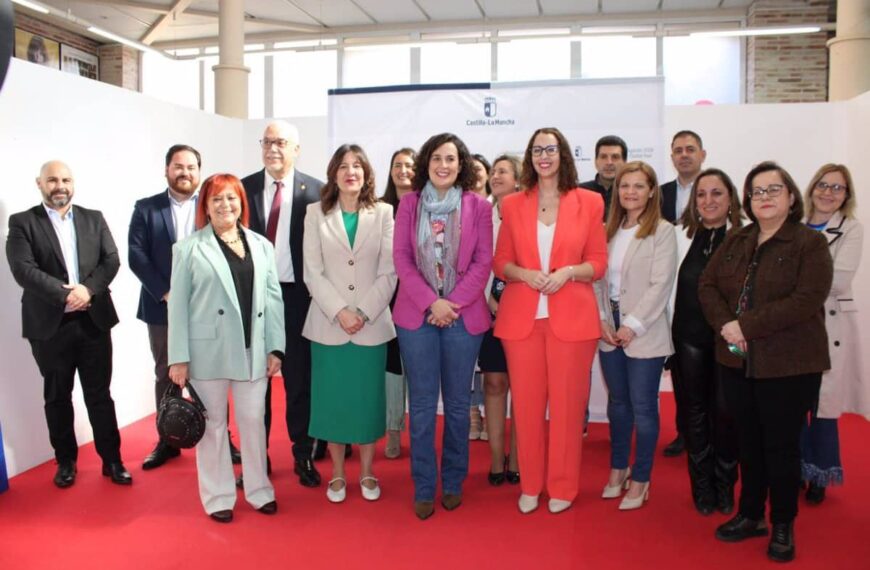 La Consejera de Igualdad Expresa su Decepción por la Falta de Consenso en la Declaración Institucional del 8M