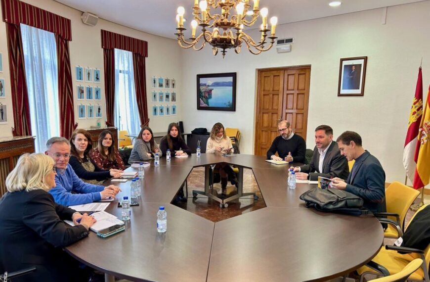 El subdelegado del Gobierno ha mantenido reunión con el sector de la migración