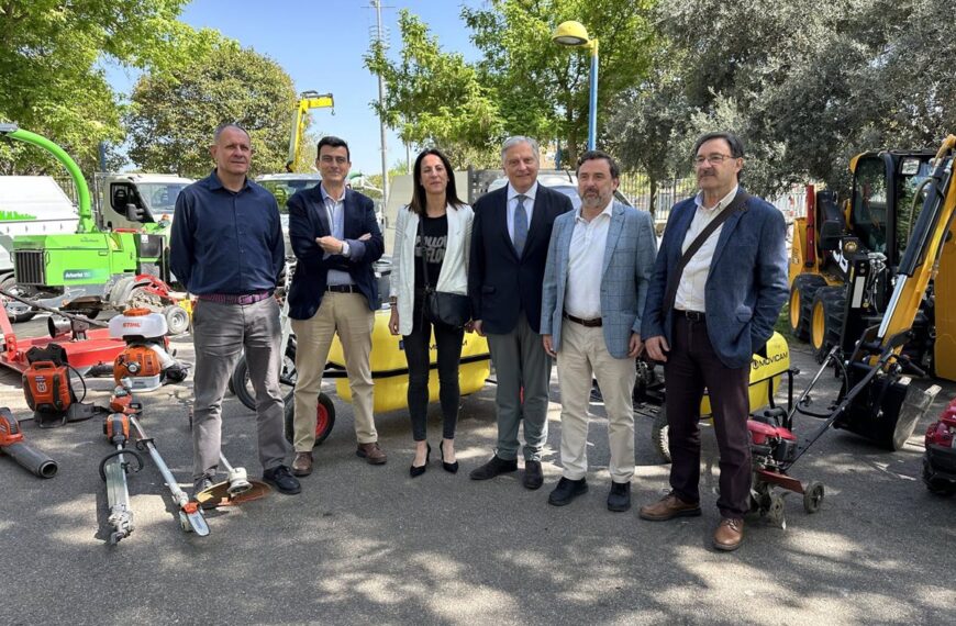 Ciudad Real Invierte 580.000 Euros en Nueva Maquinaria para el Cuidado de Zonas Verdes