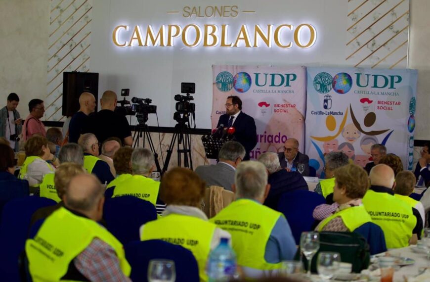 Núñez Impulsa Propuesta en Cortes para Restaurar Financiación de Comida a Domicilio para Mayores