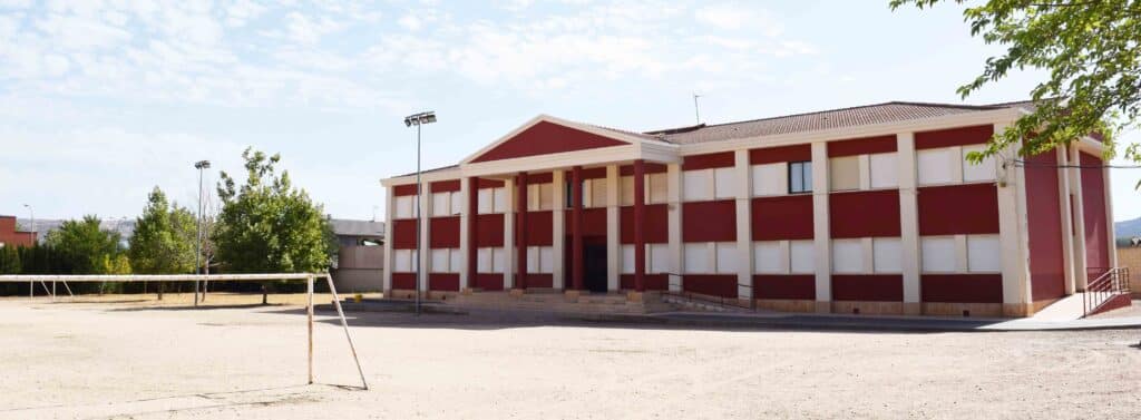 El Ayuntamiento exige a la Junta de Comunidades que asuma su responsabilidad sobre el comedor escolar
