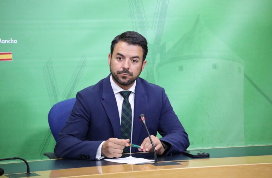 VOX CLM exige ayudas para las familias con hijos durante las vacaciones de verano