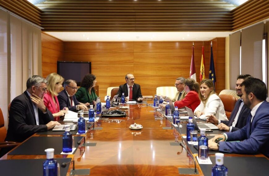 Reforma de la Ley de Violencia de Género, Regulación del Servicio de Comida a Domicilio y Uso de Lavanda en Debate en el Próximo Pleno de las Cortes